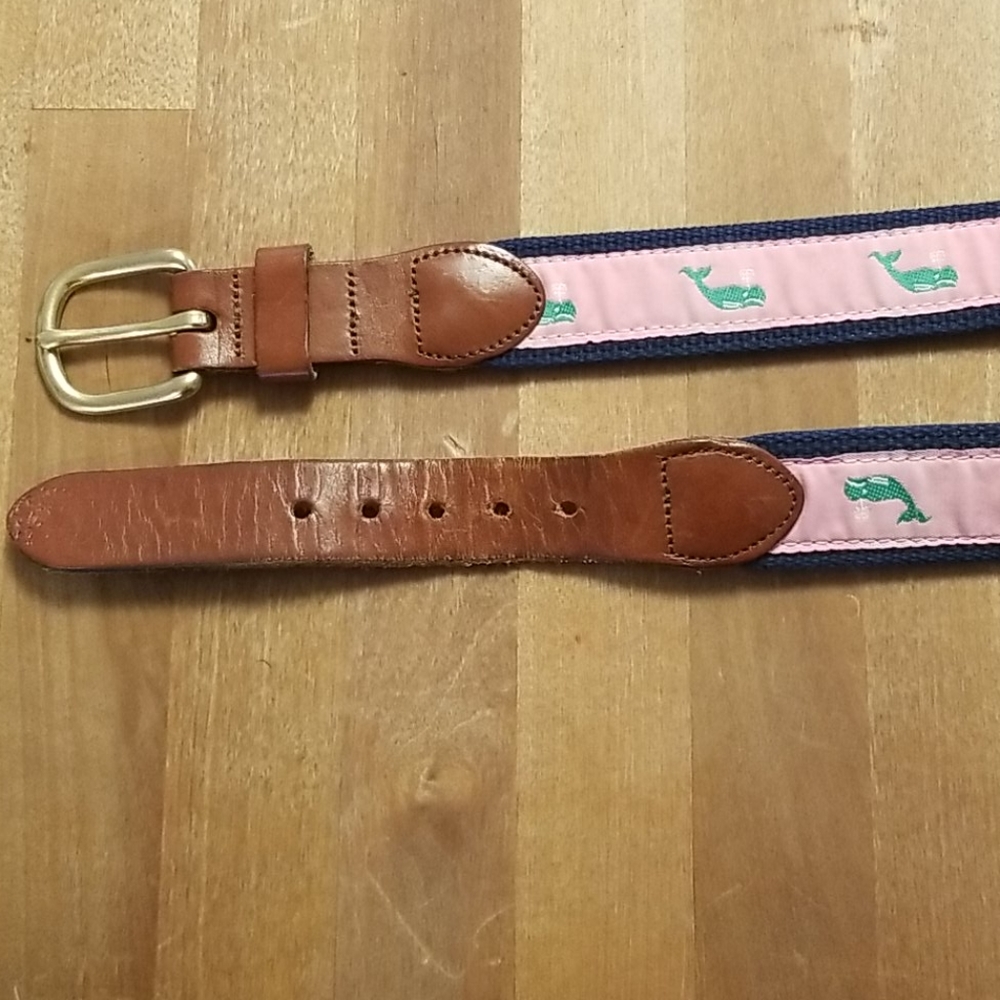 Vineyard Vines whale belt